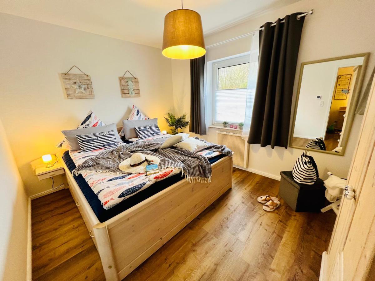 Seelund - Meeresrauschen Lauschen - Ruhiges Sonniges Apartment Mit Garten Und Terrasse Nahe Strand Und Ostsee Schönhagen Esterno foto
